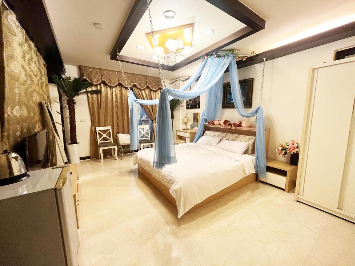 Sunny Castle Apartment Tainan Exterior photo